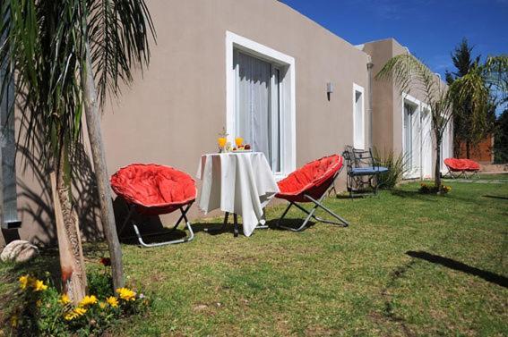 Gure Loa Urbano Bed & Breakfast Mina Clavero Exterior photo